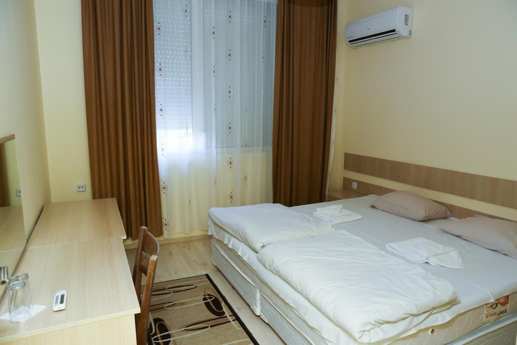 Hotel & Restaurant Ida Kŭrdzhali 外观 照片